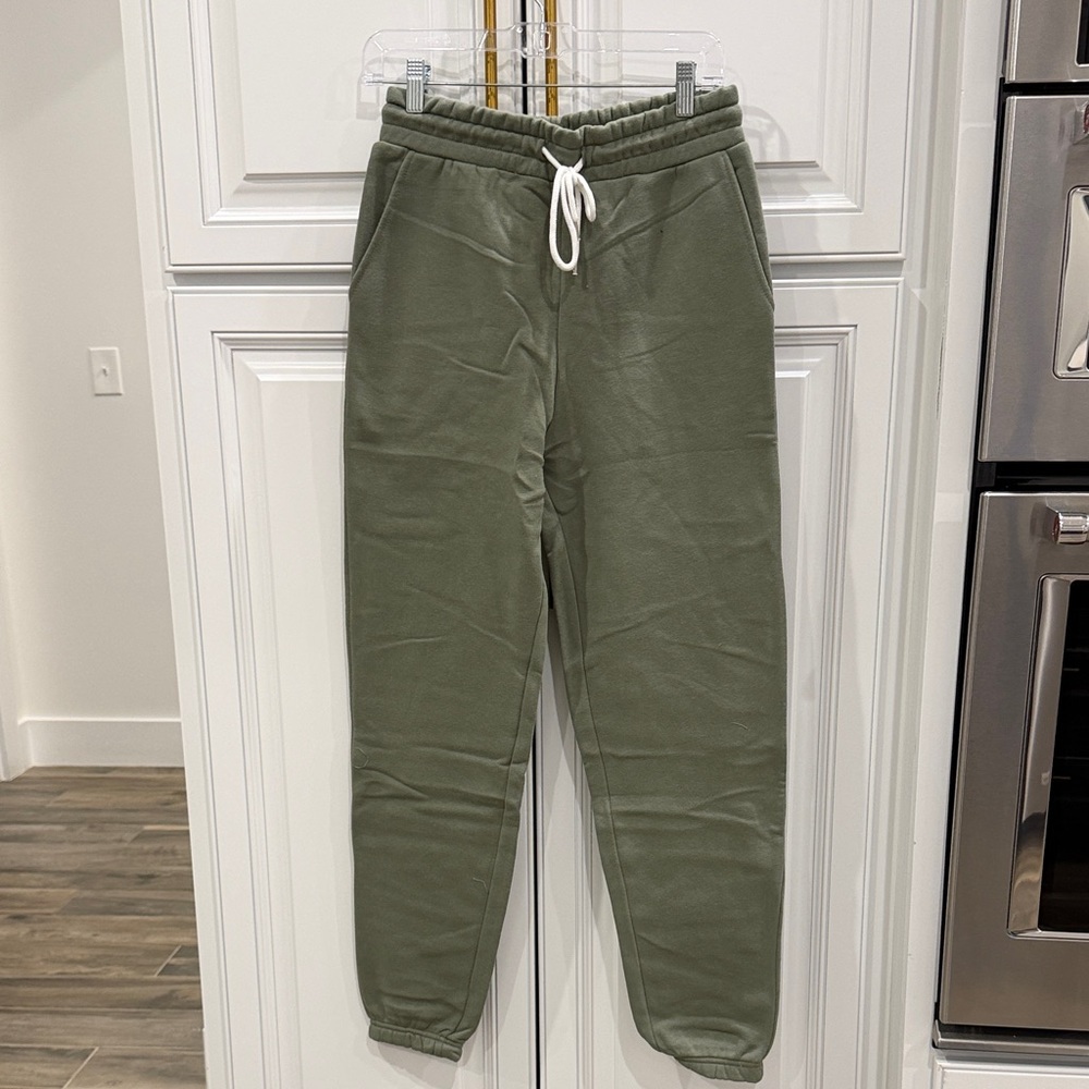 Forever 21 Men's Sage Jogger Pants